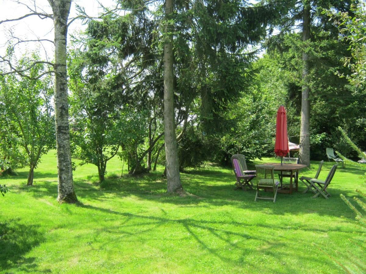 Bed and Breakfast La Glatine Fretigny Esterno foto